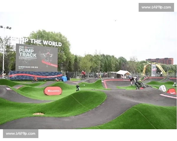 全地形赛道挑战极限速度与技巧的巅峰对决全新赛事等你来战