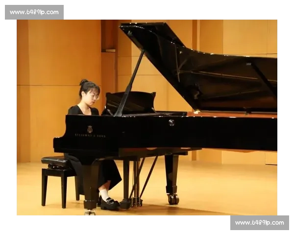 尼斯国际钢琴大赛精彩瞬间与获奖选手全景解析 尼斯国际钢琴大赛精彩瞬间与获奖选手全景解析